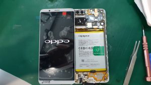 oppo ekran değişimi izmir